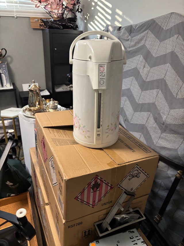 Zojirushi Thermal Air Pot (Made in Japan) - photo 2