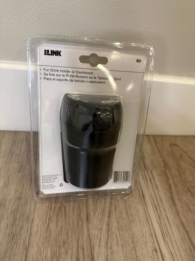 Brand New iLink Car Ashtray
