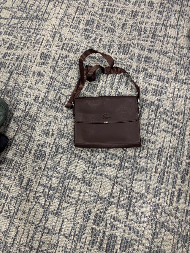 Brand New Genuine Leather Laptop Messenger Bag - Brown