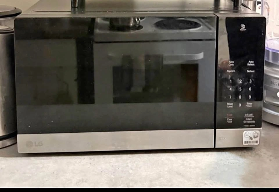 LG Microwave
