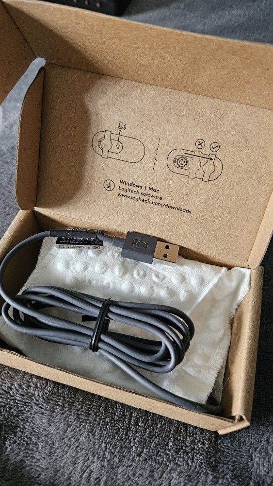 Logitech Brio 101 Full HD Webcam - photo 3