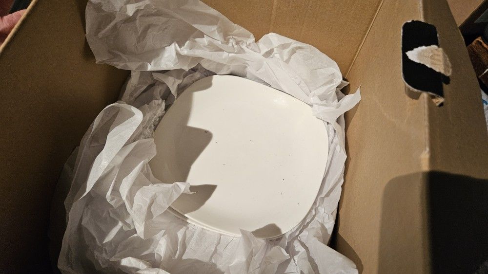 White China Dishes Set - photo 2