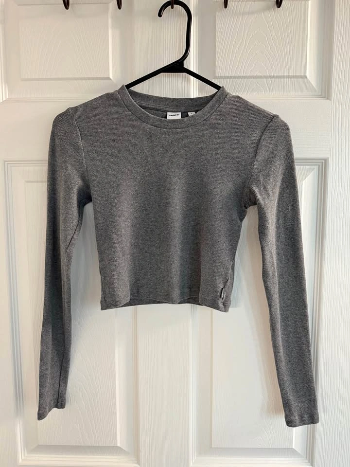 TNA cropped long sleeve