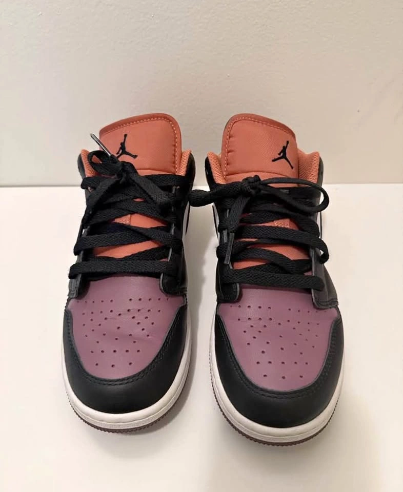 Air Jordan 1 Low SE