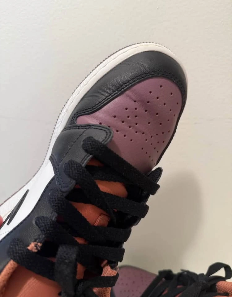 Air Jordan 1 Low SE - photo 5