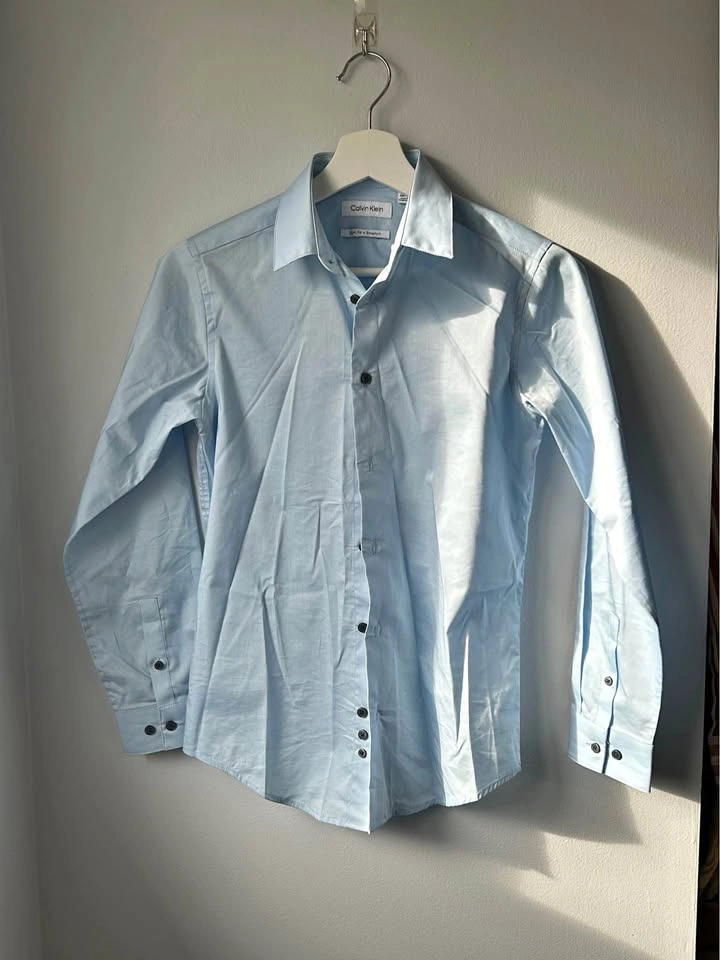 Calvin Klein Light Blue Slim Fit Button-Up Shirt Size 14 Regular