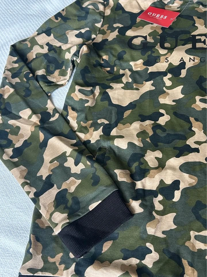 Guess Camo Hoodie New with Tags Size 14 - photo 2