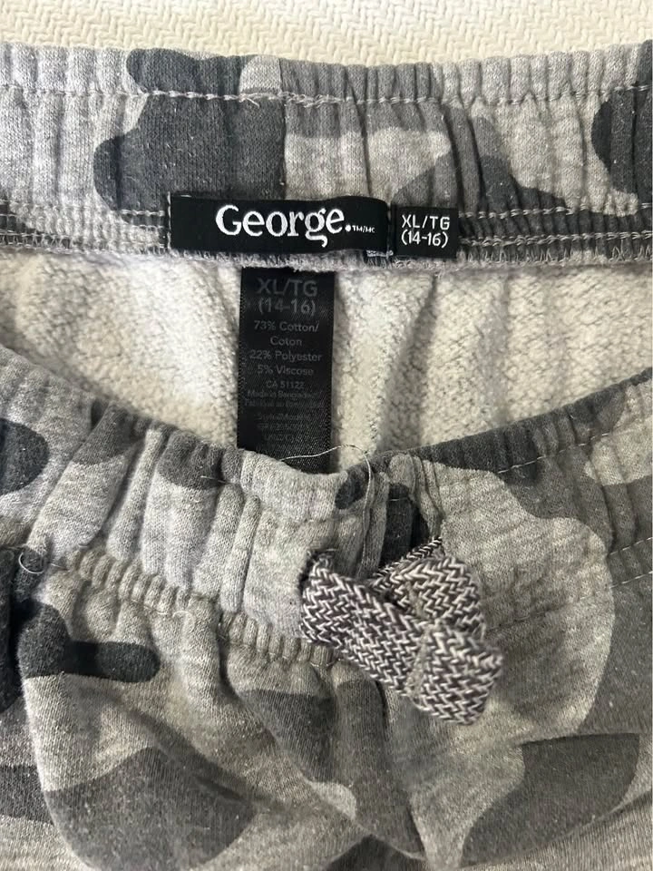 George Grey Camo Joggers XL (14-16) - photo 4