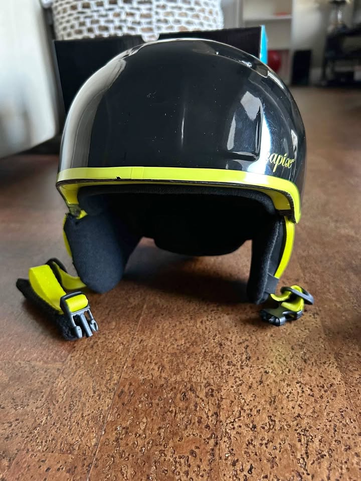 Ski helmet & matching goggles