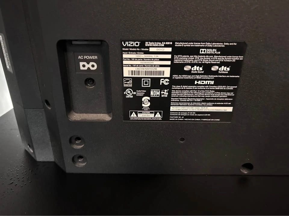 Vizio TV 43’ - photo 3