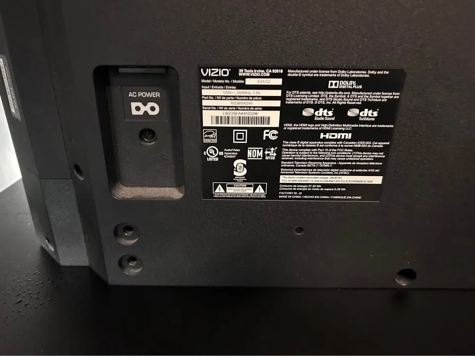 Vizio TV 43’ - photo 3