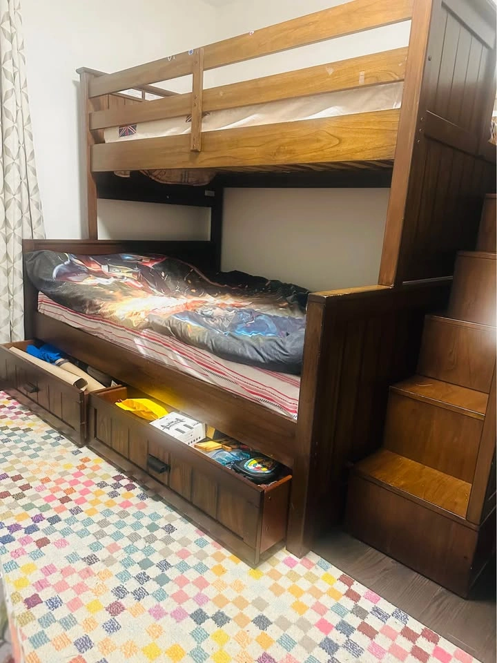 Twin/Full Bunk Bed w/ Stairs & Drawers - Mahogany - photo 3