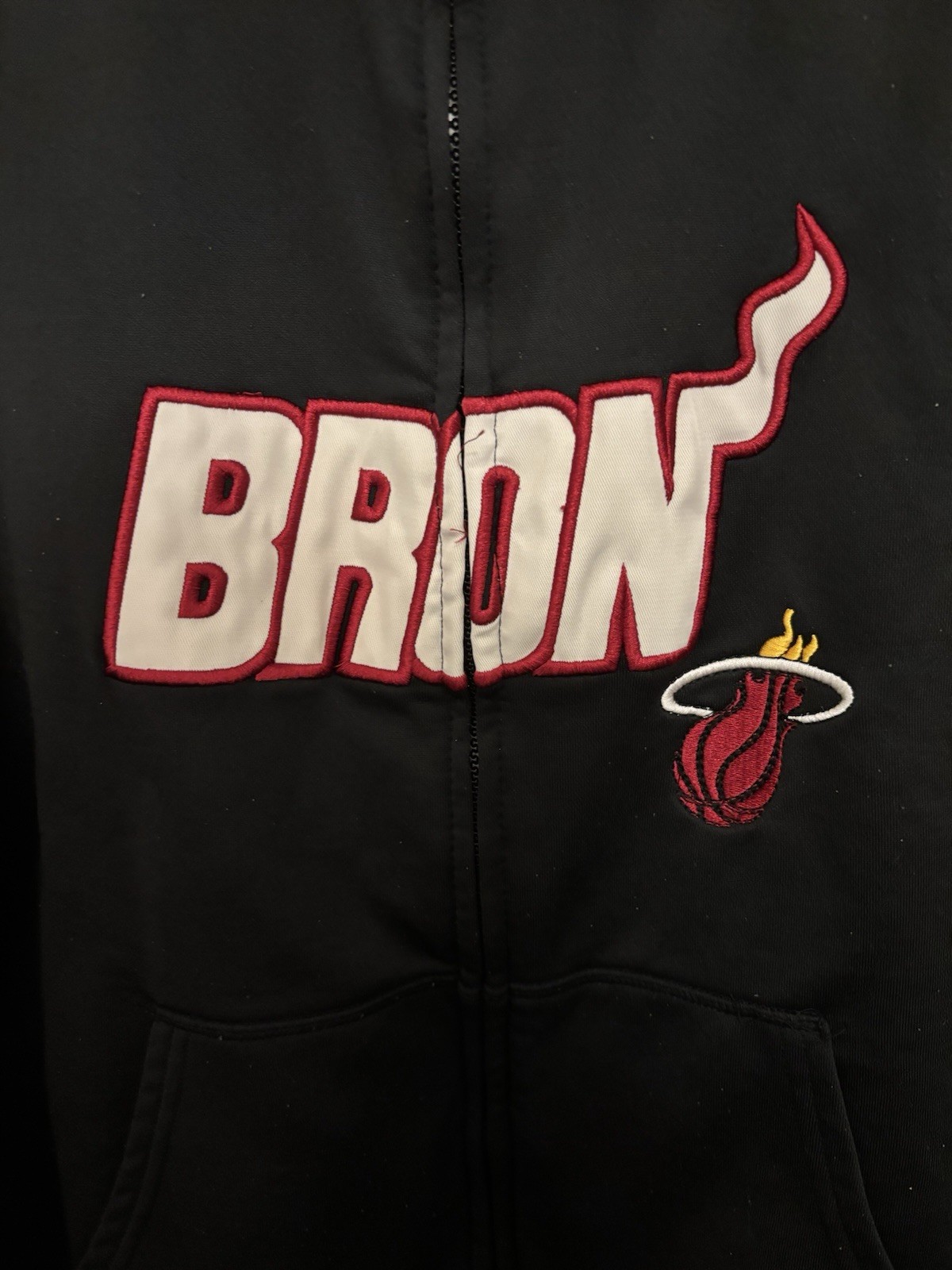 Miami Heat Vintage LeBron James #6 Full Zip Jacket M - photo 3