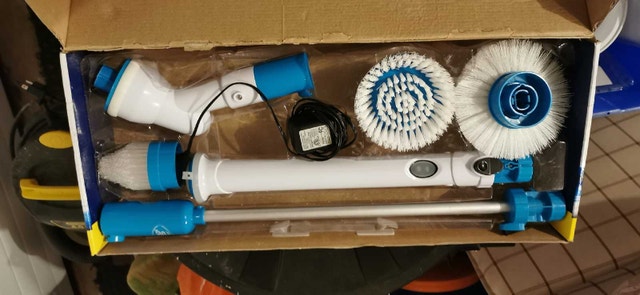 Hurricane Spin Scrubber - photo 2