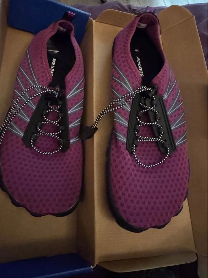 Seek way Woman’s Water Shoes size 9 - photo 4