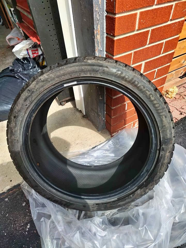 245/40r18 Bridgestone winter tires set