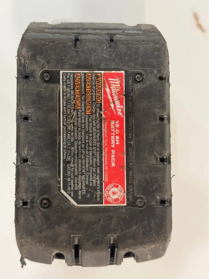 Milwaukee M18 12.0 Ah REDLITHIUM HIGH OUTPUT (HD) Battery image indicator(4)