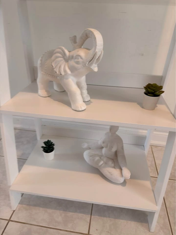Bookshelf with accessories - photo 2