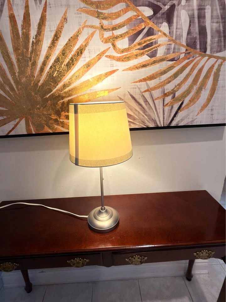 One lamp - photo 2