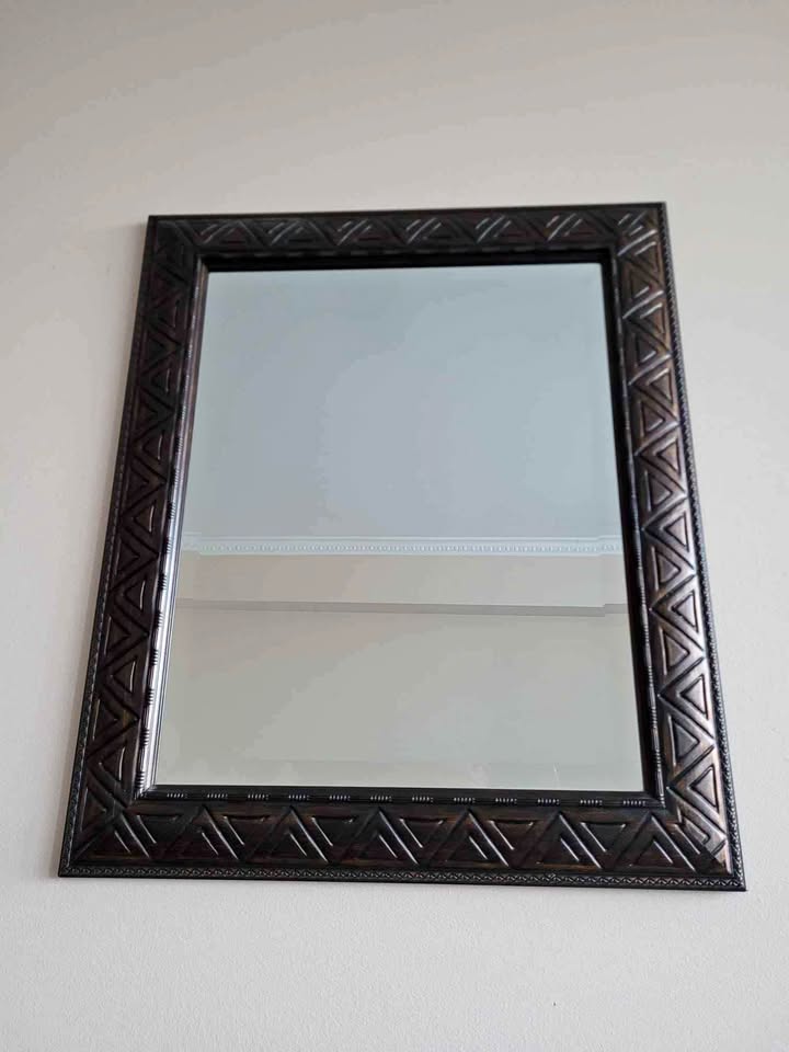 Rectangular mirror