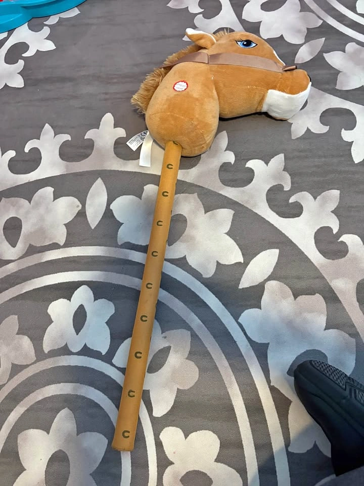 Pitter Patter Pets Pony on a Stick with Sounds