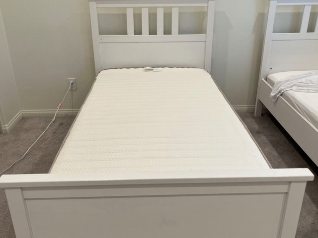 Twin Size IKEA Hemnes Bed Frame - White - photo 2
