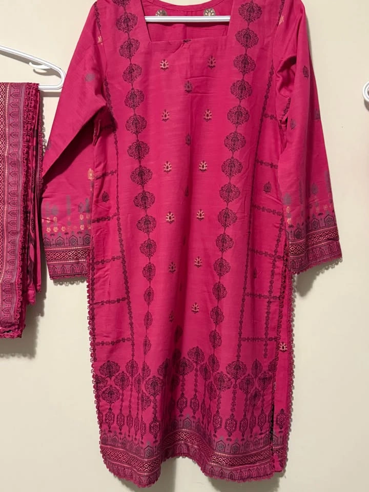 Khaddar pink suit - photo 3