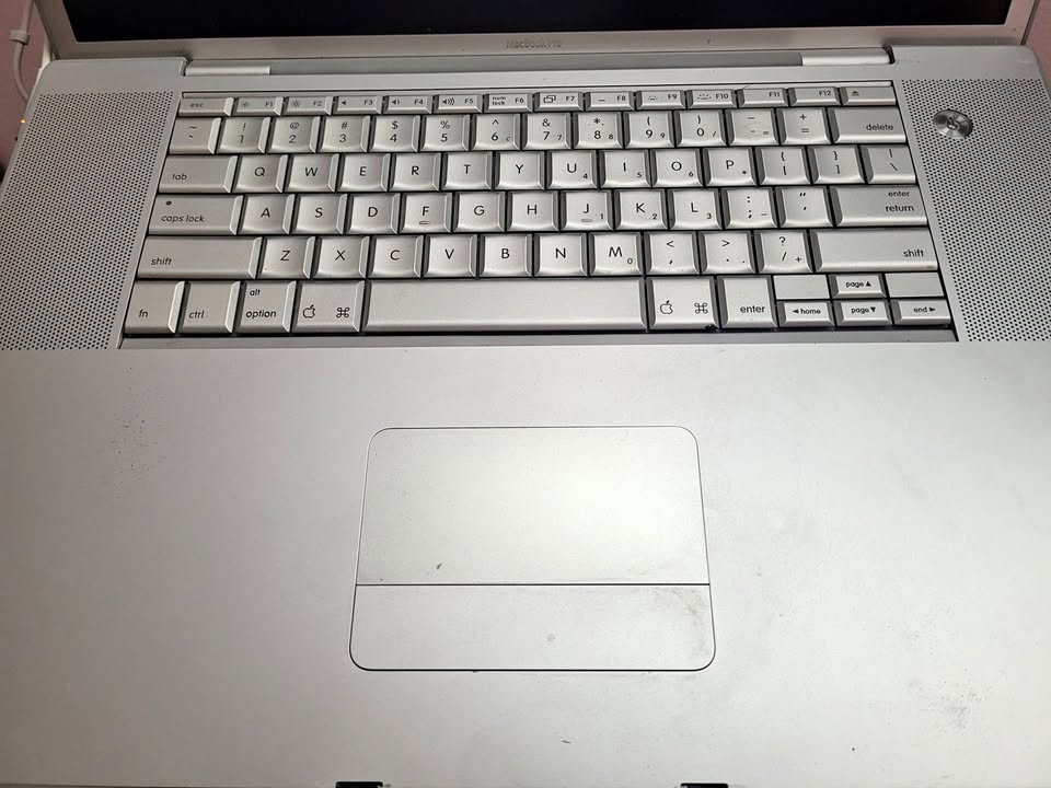 Apple MacBook Pro A1212