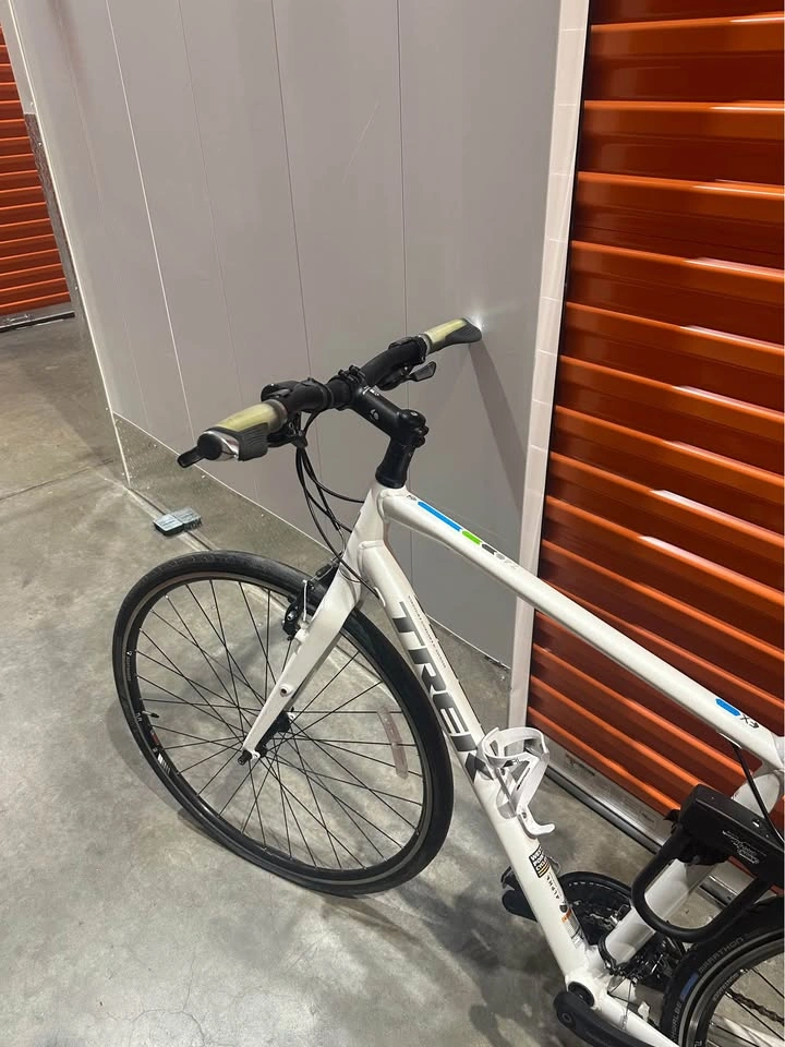 Trek Hybrid Bike 7.4 FX - photo 3