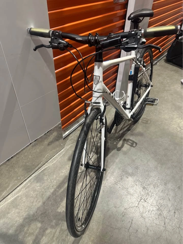 Trek Hybrid Bike 7.4 FX - photo 4