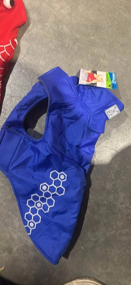 Dog clothes new and used - photo 2