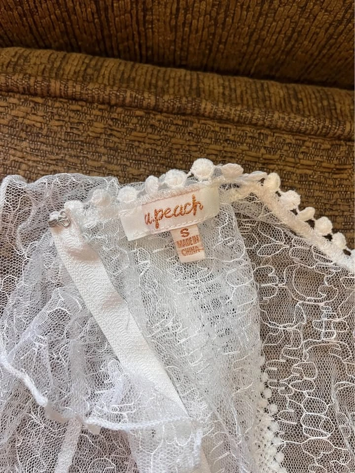 Lace long sleeve ruffle blouse - photo 2