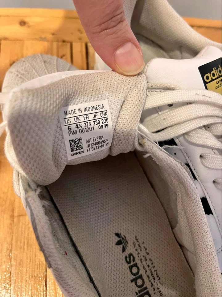 Adidas Grand Court Shoes