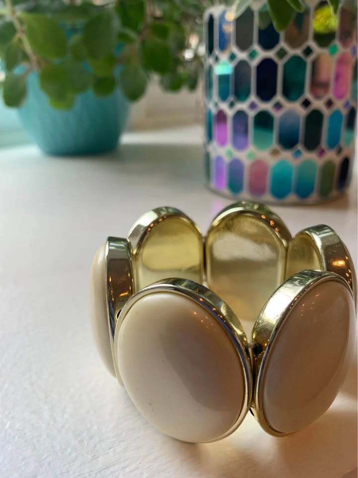 Elegant Bracelets - photo 2