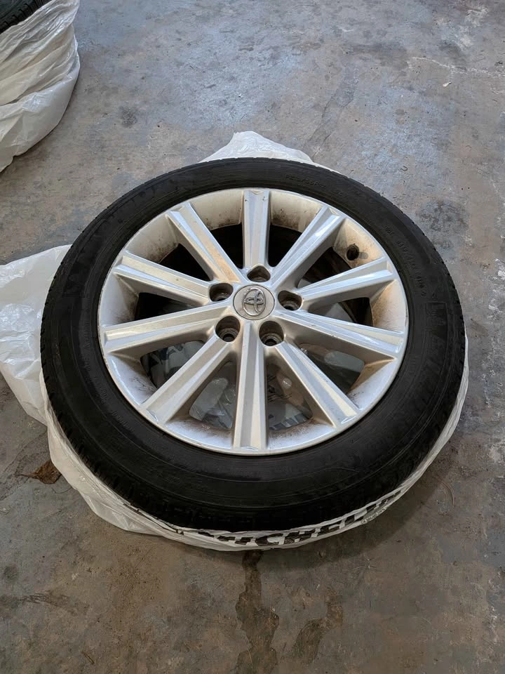 All Season Tires with Standard Alloy Rims (Camry) 215/55/R17 - photo 2