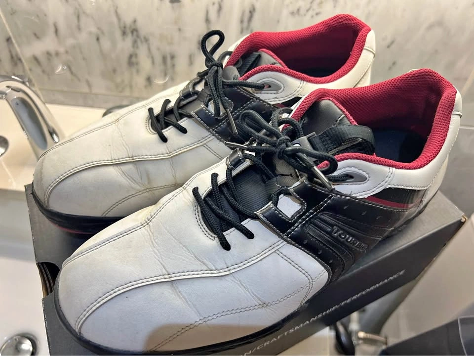 Mizuno Men's Golf Shoes - Size 28cm (44)