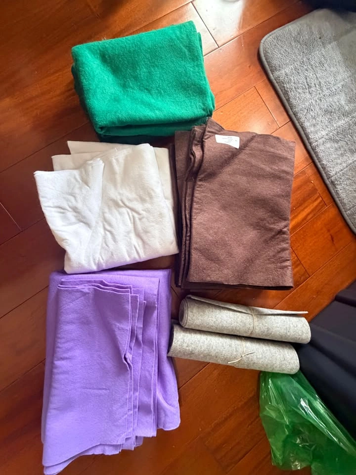 Wool & Wool Blend Craft Felt Bundle – $20 for all pickup - photo 2