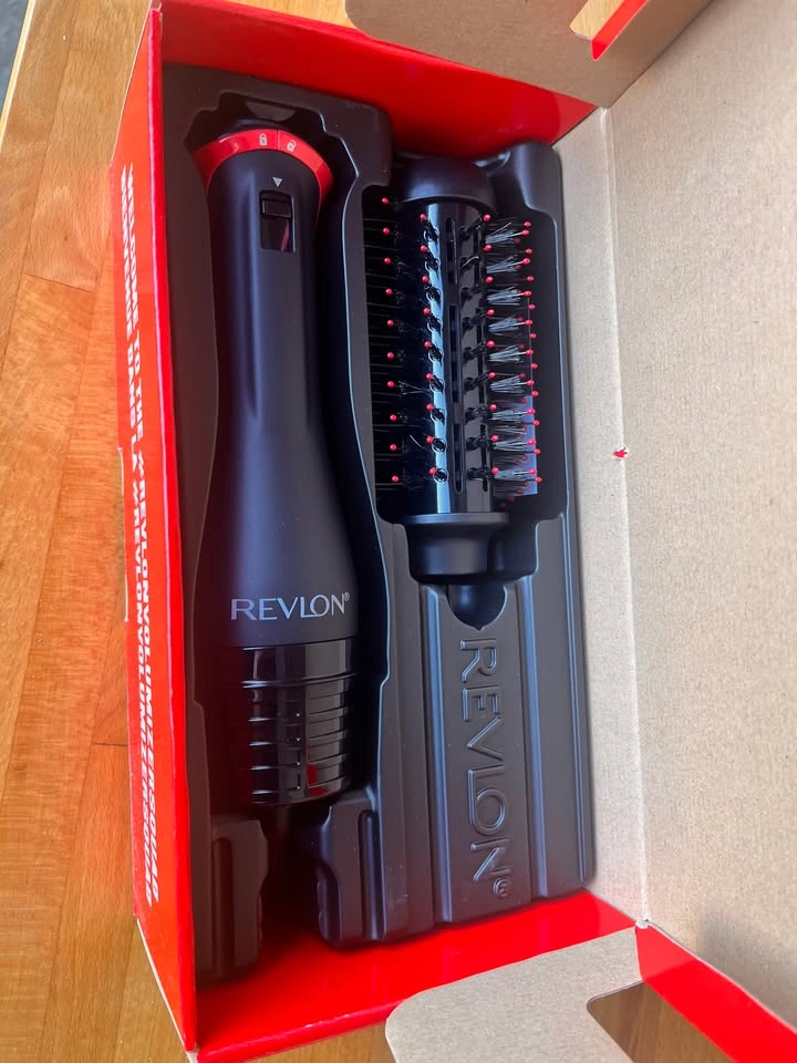 Revlon Volumizer + Hair Dryer + Hot Air Brush - photo 2