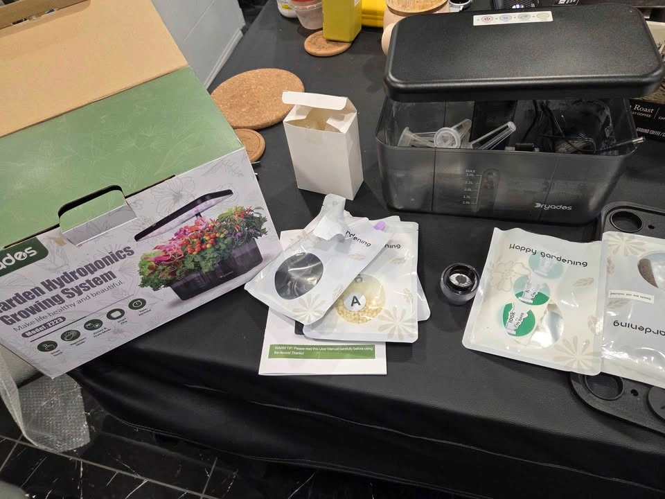 Hydroponic Indoor Garden Kit - photo 2