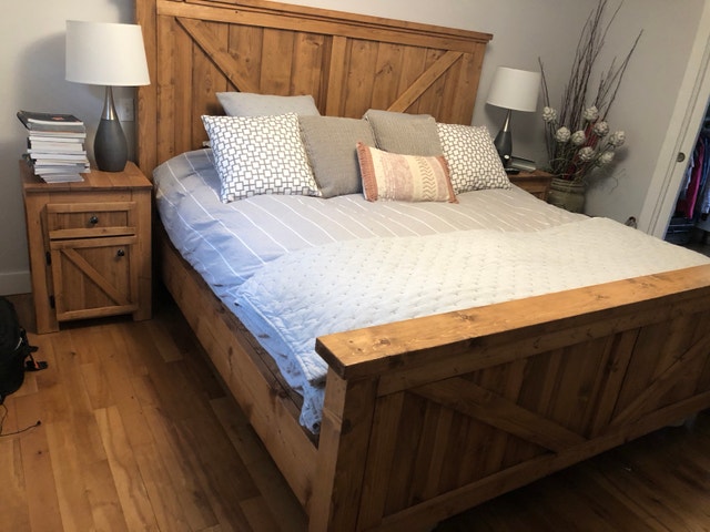 Farmhouse King Bed Frame & 2 Nightstands