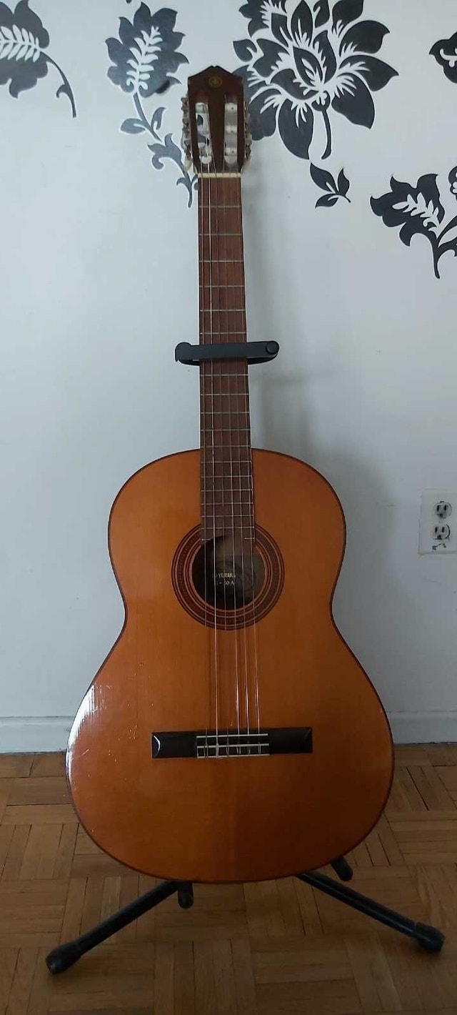 Yamaha G-50A Vintage Classical Guitar