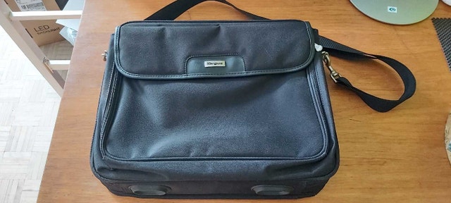 Targus Laptop Bag