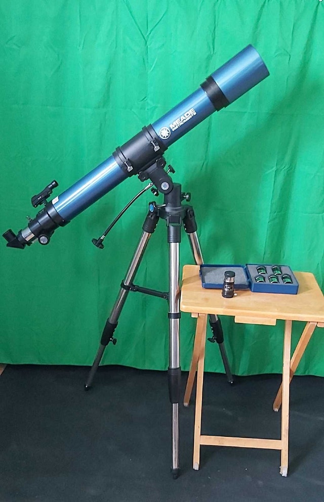 Meade 90AZ-ADR Telescope & Eyepiece Set