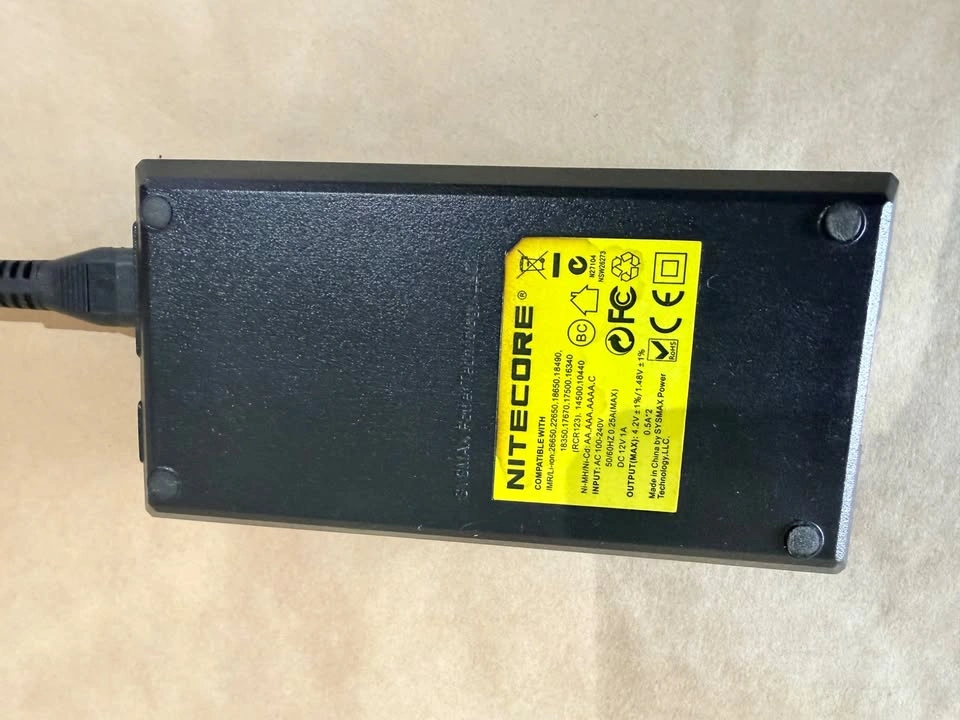 Nitecore Intellicharger i2 Battery Charger - photo 2