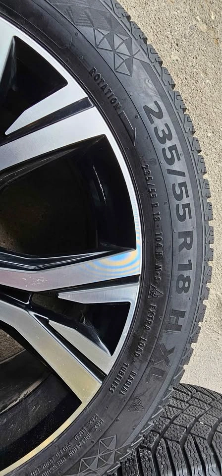 VW Tiguan OEM Rims with Winter Tires 235/55R18 - photo 2