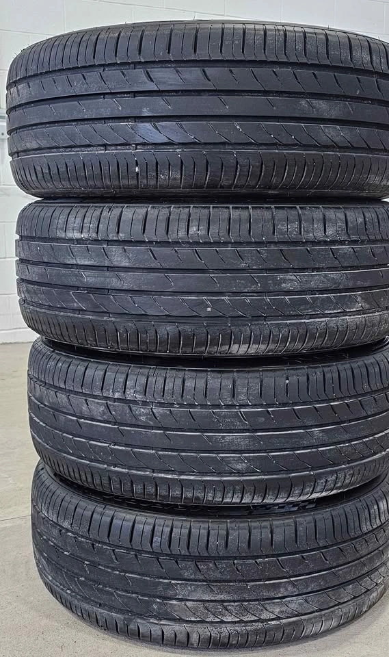 Ford Edge OEM Rims with All Season Tires 245/50R20 - photo 5