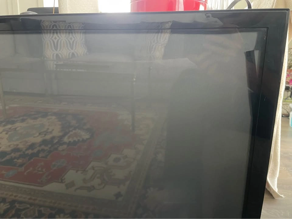 LG TV *NEED GONE* - photo 3