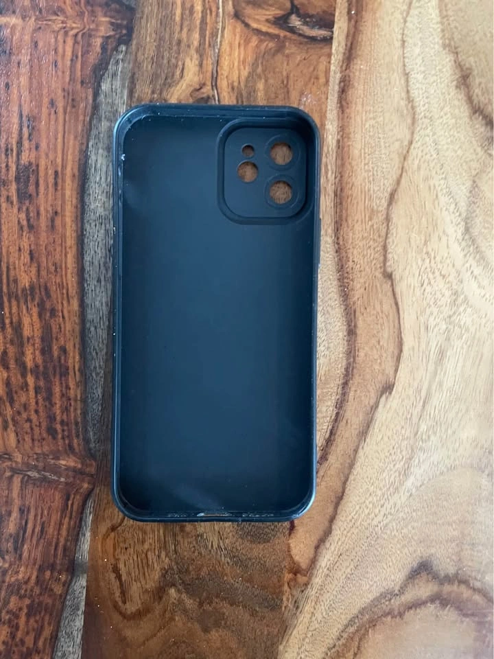 iPhone 12 phone case - photo 2