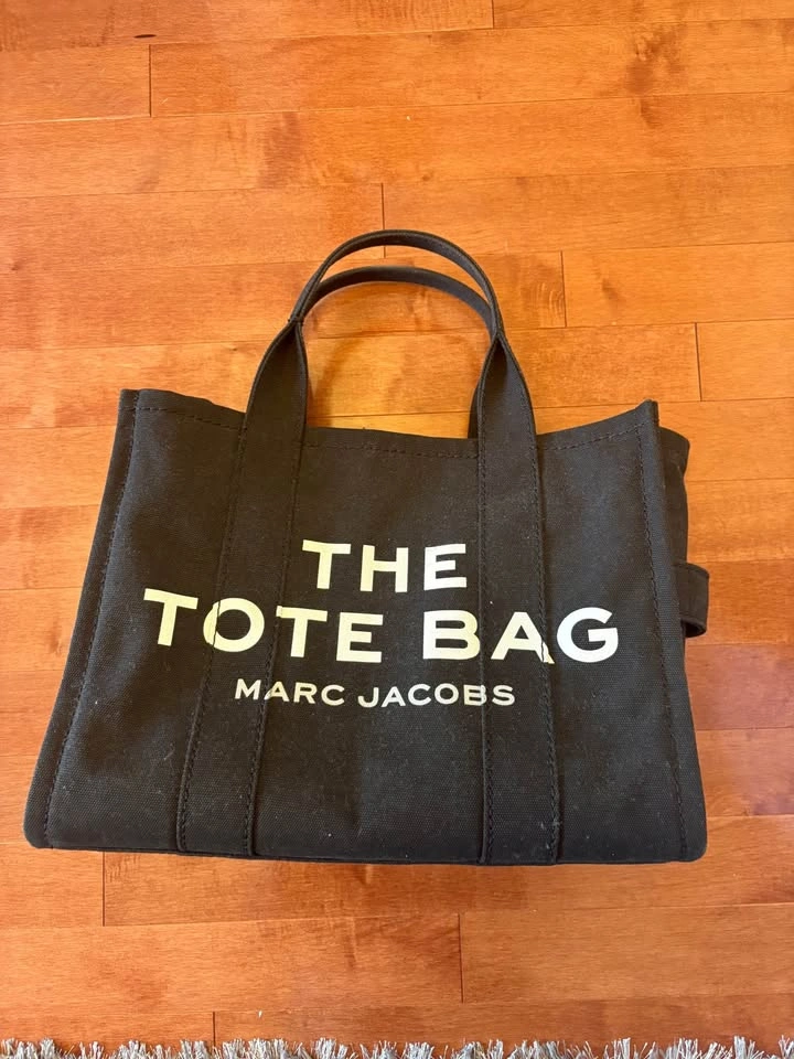 Marc Jacobs Black Tote Bag - photo 2