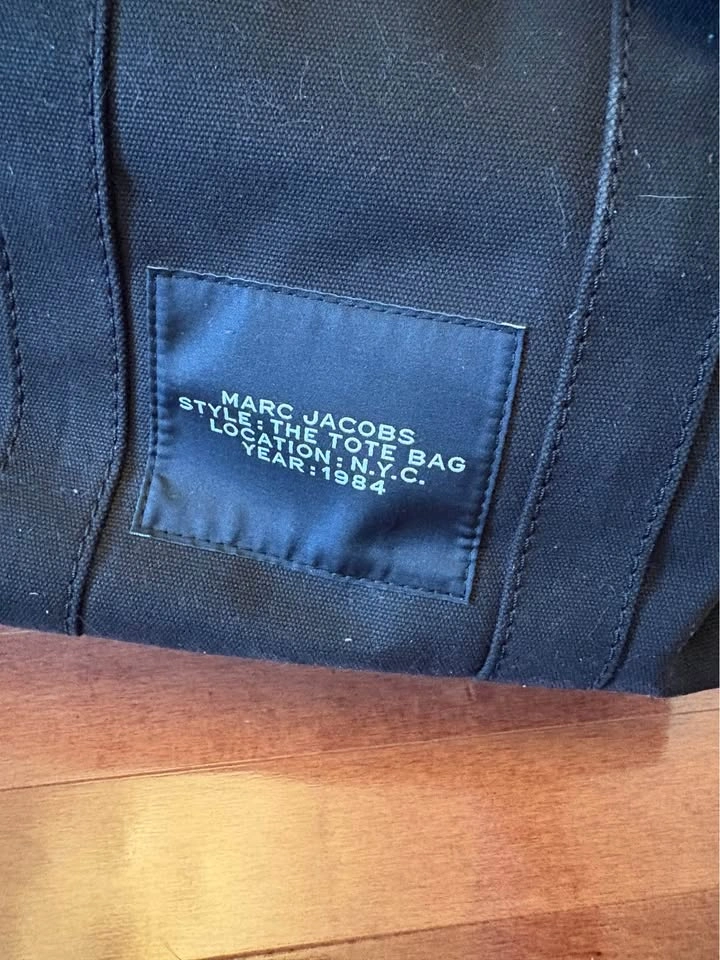 Marc Jacobs Black Tote Bag - photo 3